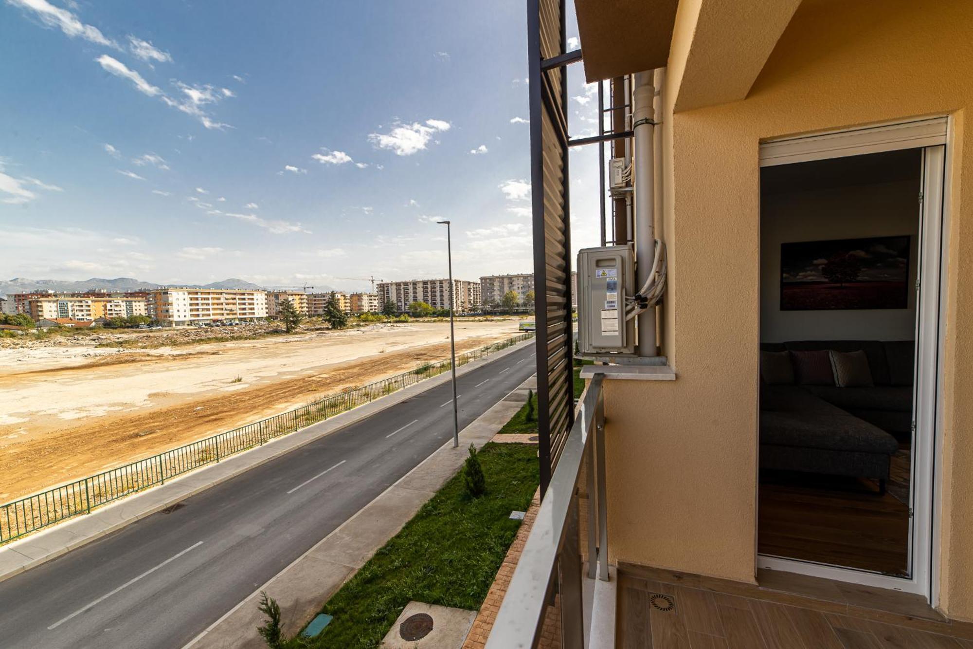 Apart Kraft Apartment Podgorica Exterior photo